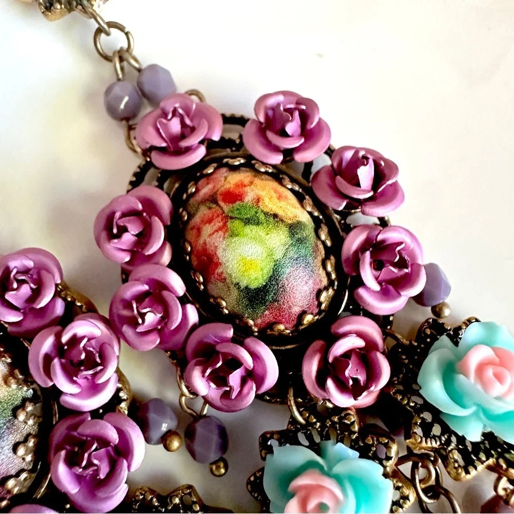 Vintage Style Floral Baroque Earrings Micro Mosaic Style Flower Painting NEW